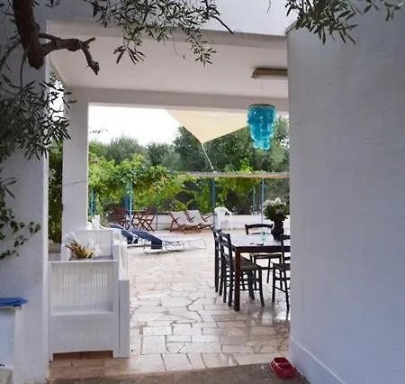 Trullo Lucia Feriehus