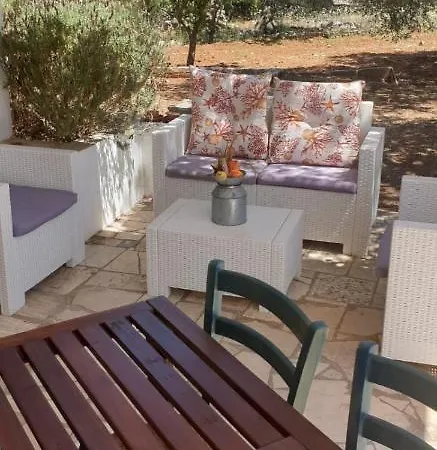 Holiday home Trullo Lucia