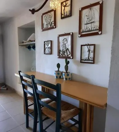 Trullo Lucia Σπίτι διακοπών Ostuni