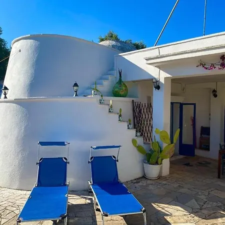 Holiday home Trullo Lucia