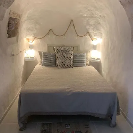 Holiday home Trullo Lucia *